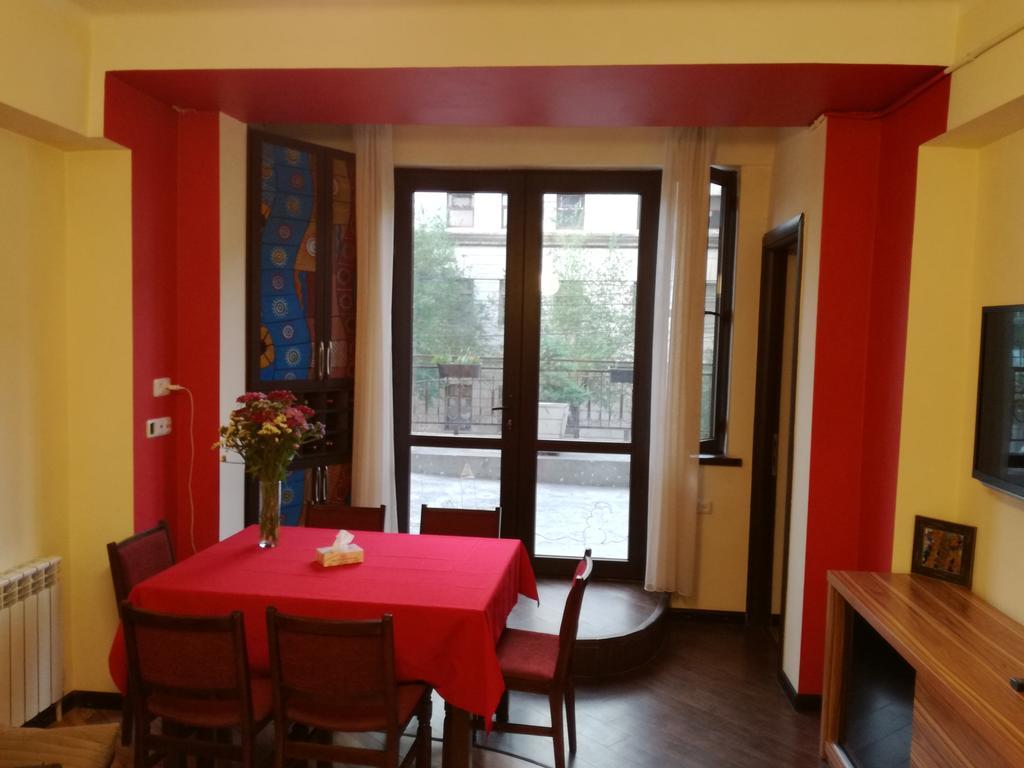Yerevan Center Apartment 5A Екстериор снимка